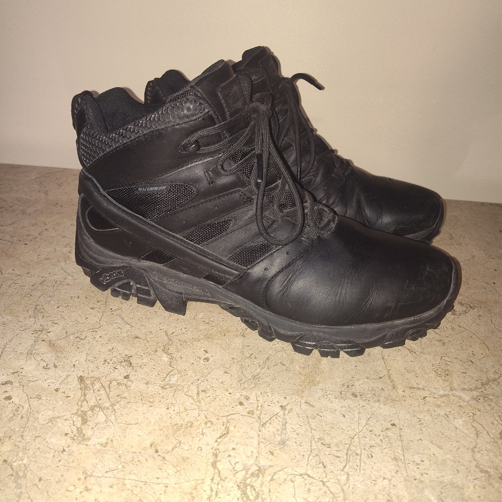 Merrell Boots - Picture 1 of 11